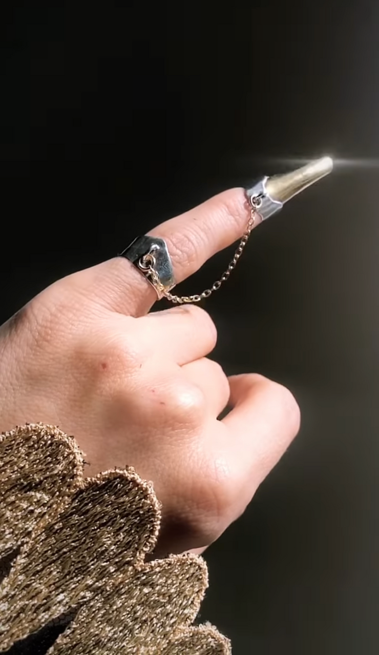 Pinky nail ring deals