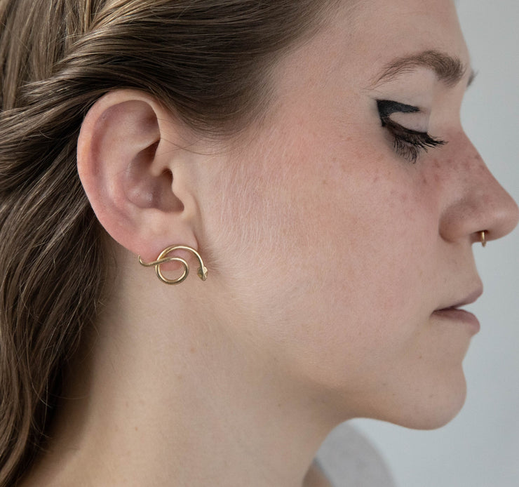 Serpentine Studs